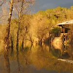 Le Castellas Du Pic St Loup Bed & Breakfast