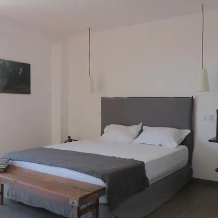 Le Castellas Du Pic St Loup Bed & Breakfast *