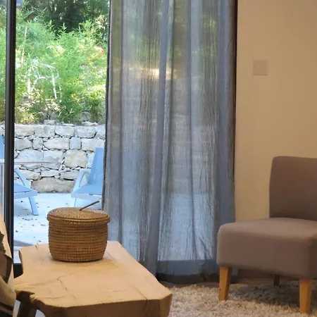 Le Castellas Du Pic St Loup Bed & Breakfast *