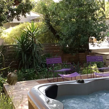 Bed & Breakfast Le Castellas Du Pic St Loup Saint-Mathieu-de-Tréviers