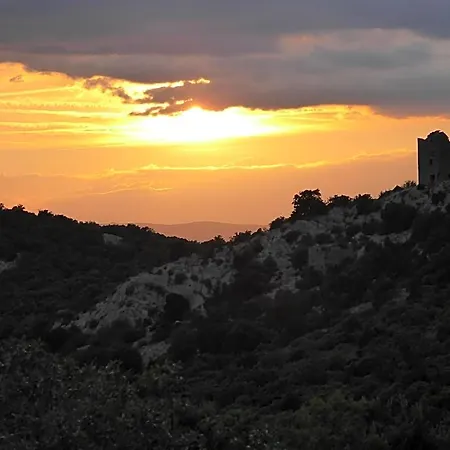 Panzió Le Castellas Du Pic St Loup