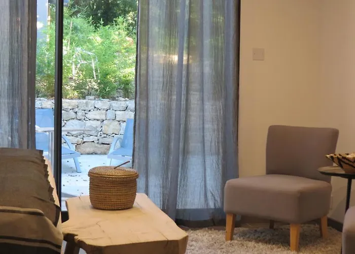 Le Castellas Du Pic St Loup Panzió 3*